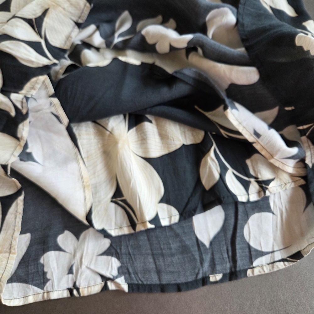 Velvet by Graham & Spencer Josepha Floral Maxi Dress Size S New Quiet Luxury - Picture 11 of 14